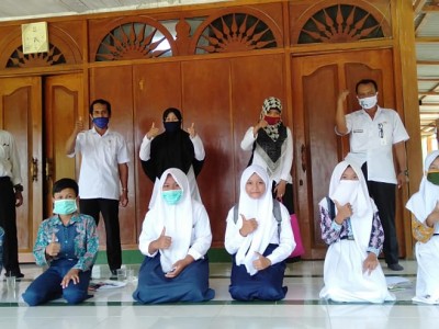 Pengawas Pembina ikut  Moda Luring ke Dusun Boti Desa Turi Kec. Tambaktejo