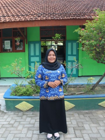 DEBBY KARTIKA FITRI, S.Pd