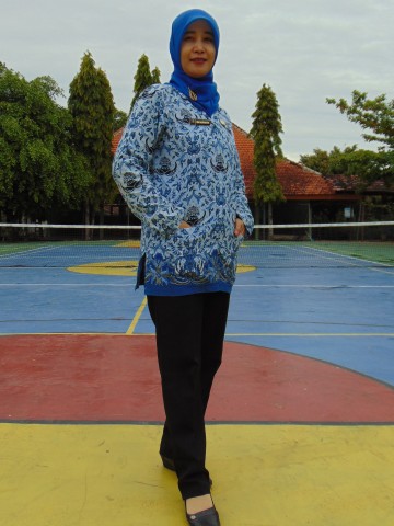 UMI NURHANIK, S.E