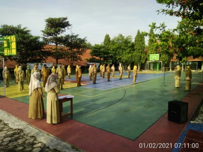 Apel Senin Pagi