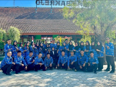 Bapak/Ibu Guru di Hari Kemerdekaan RI