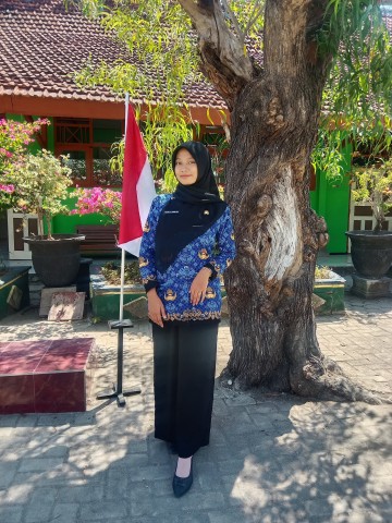 ROSAELLY ANDRYANI, S.Pd