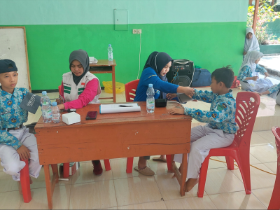 Pengukuran Tensi Darah 